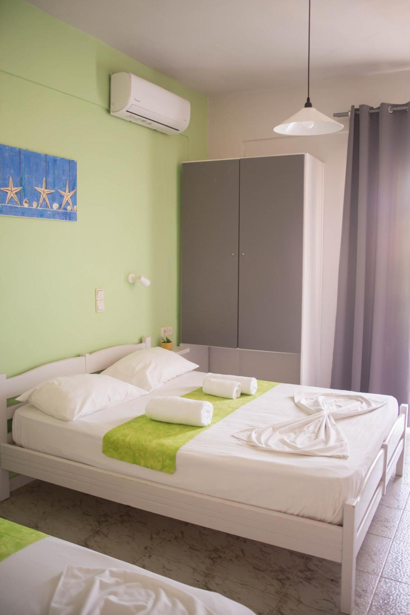 Nereides Hotel Колимварион Экстерьер фото