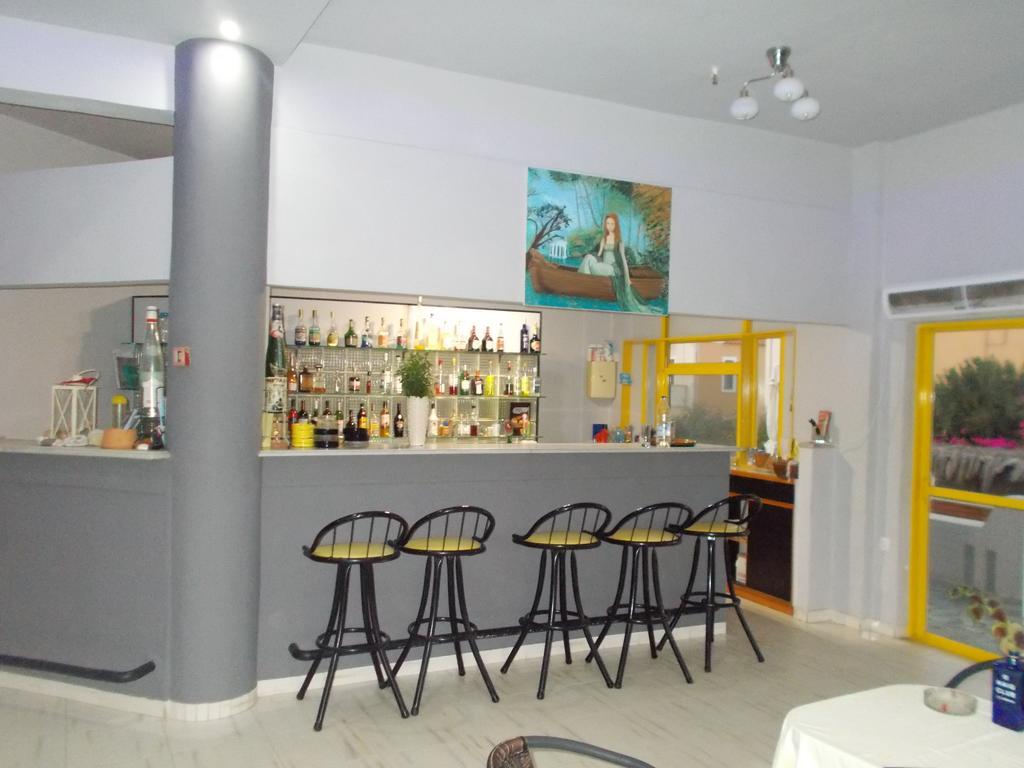 Nereides Hotel Колимварион Экстерьер фото